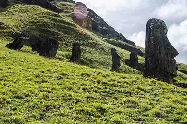 09 - Chile - isla de Rapa Nui o Pascua - Rano Raraku